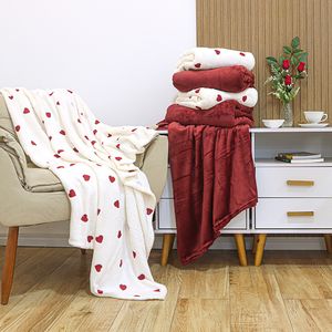 MANTA-CASAL-FLANNEL-BORDADO---CORACAO-VERMELHO